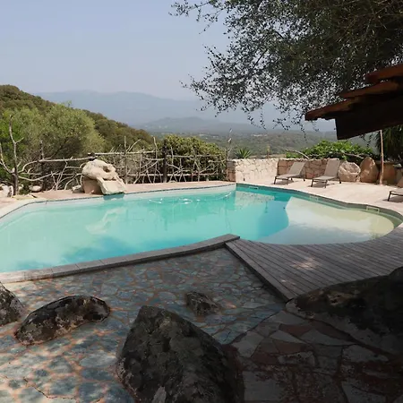 En Corse Du Sud Chalet Porto-Vecchio (Corsica)